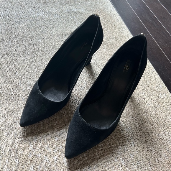 Michael Kors Milly Flex Pump in Black Suede - Picture 5 of 8